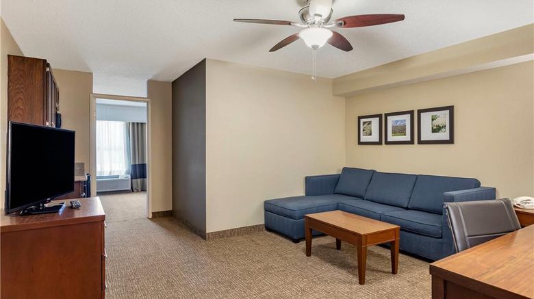<b>Comfort Inn and Suites Little Rock Airport Suite</b>. Images powered by <a href="https://iceportal.shijigroup.com/" title="IcePortal" target="_blank">IcePortal</a>.