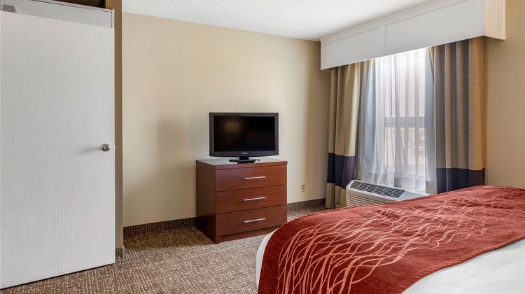Comfort Inn and Suites Little Rock Airport Suite