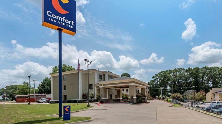 Comfort Inn and Suites El Dorado Exterior