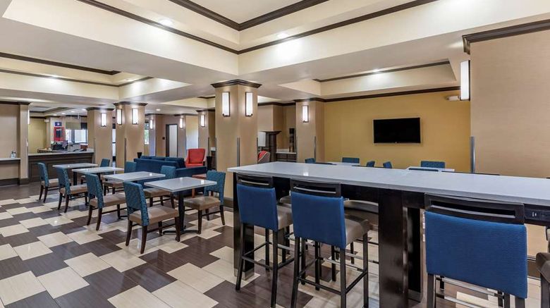 <b>Comfort Inn and Suites El Dorado Restaurant</b>. Images powered by <a href="https://iceportal.shijigroup.com/" title="IcePortal" target="_blank">IcePortal</a>.