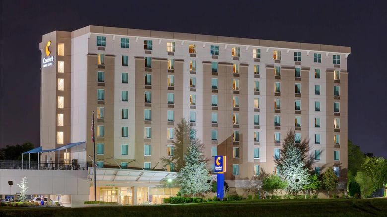 Comfort Inn  and  Suites Presidential Exterior. Images powered by <a href="https://iceportal.shijigroup.com" target="_blank" rel="noopener">Ice Portal</a>.