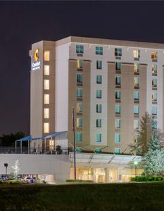 Comfort Inn & Suites Presidential