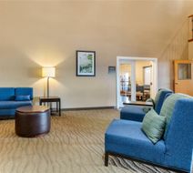 Comfort Suites, Batesville Lobby
