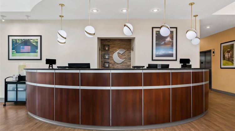 Comfort Suites Lobby