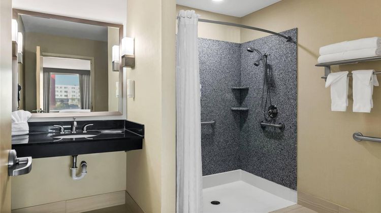 Comfort Suites Room