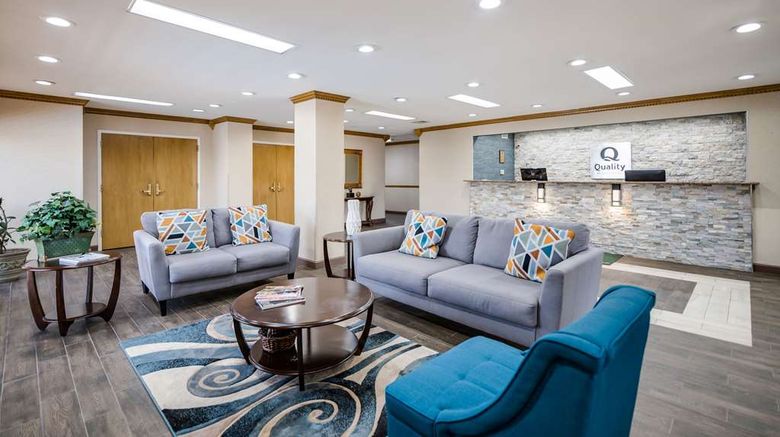 <b>Quality Inn Jacksonville Lobby</b>. Images powered by <a href="https://iceportal.shijigroup.com/" title="IcePortal" target="_blank">IcePortal</a>.