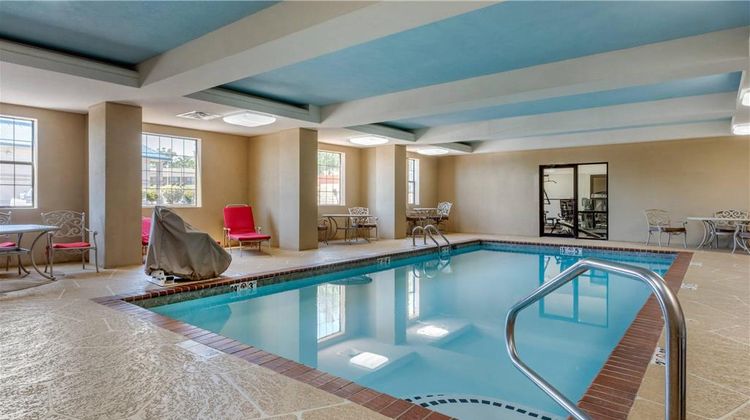 Comfort Inn & Suites Pool