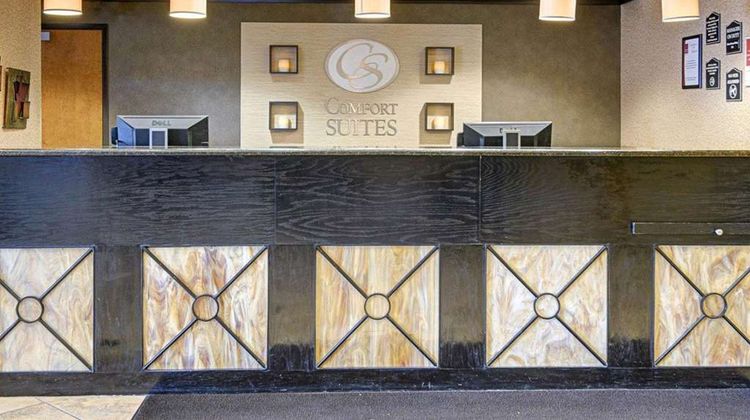Comfort Suites Lobby