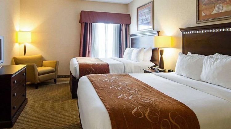 Comfort Suites Suite