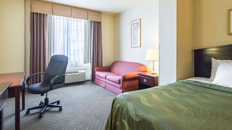 <b>Quality Inn and Suites Alma I-40 Suite</b>. Images powered by <a href="https://iceportal.shijigroup.com/" title="IcePortal" target="_blank">IcePortal</a>.