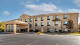 <b>Comfort Inn & Suites Exterior</b>. Images powered by <a href="https://iceportal.shijigroup.com/" title="IcePortal" target="_blank">IcePortal</a>.