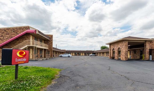 Econo Lodge and Suites Brinkley Exterior
