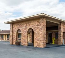 Econo Lodge and Suites Brinkley Exterior
