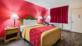 <b>Econo Lodge and Suites Brinkley Room</b>. Images powered by <a href="https://iceportal.shijigroup.com/" title="IcePortal" target="_blank">IcePortal</a>.