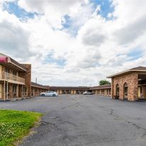 Econo Lodge and Suites Brinkley
