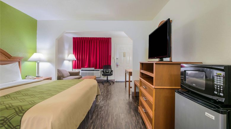 <b>Econo Lodge and Suites Brinkley Suite</b>. Images powered by <a href="https://iceportal.shijigroup.com/" title="IcePortal" target="_blank">IcePortal</a>.
