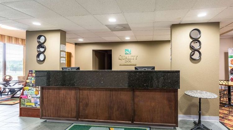 Quality Inn Heber Springs Lobby