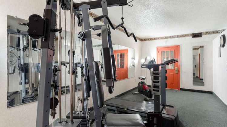 Quality Inn & Suites Paragould Health