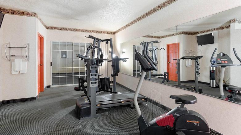<b>Quality Inn & Suites Paragould Health</b>. Images powered by <a href="https://iceportal.shijigroup.com/" title="IcePortal" target="_blank">IcePortal</a>.