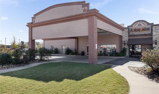Quality Inn & Suites Paragould Exterior