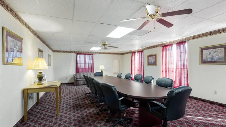 Quality Inn & Suites Paragould Meeting