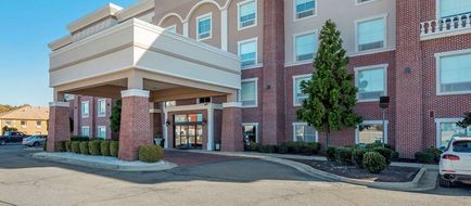 Comfort Suites West Memphis Exterior