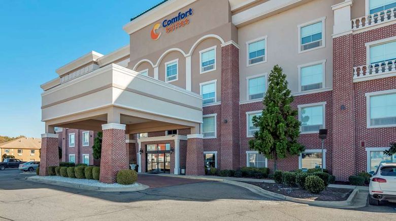 <b>Comfort Suites West Memphis Exterior</b>. Images powered by <a href="https://iceportal.shijigroup.com/" title="IcePortal" target="_blank">IcePortal</a>.