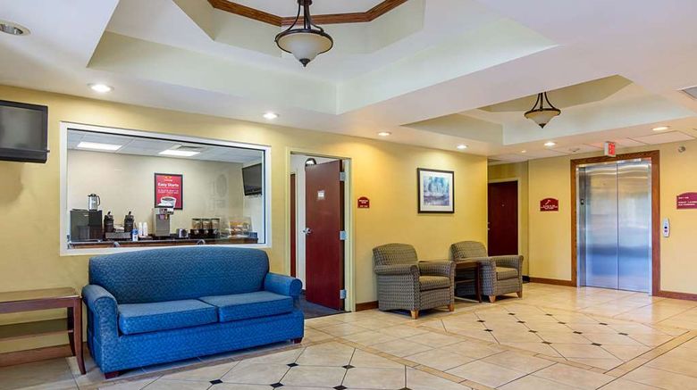 <b>Econo Lodge Inn & Suites Lobby</b>. Images powered by <a href="https://iceportal.shijigroup.com/" title="IcePortal" target="_blank">IcePortal</a>.