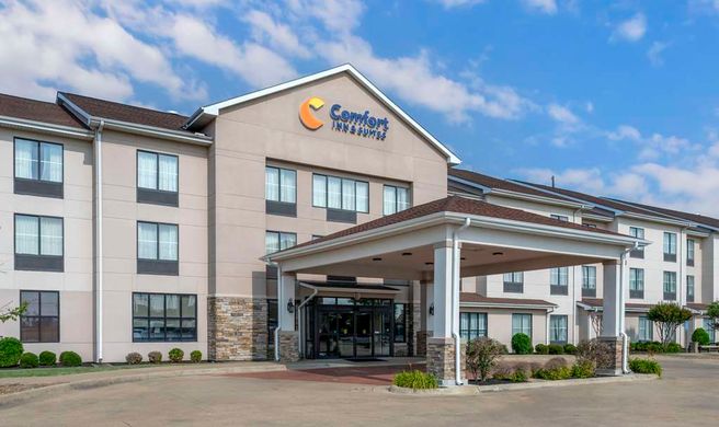 Comfort Inn & Suites Exterior