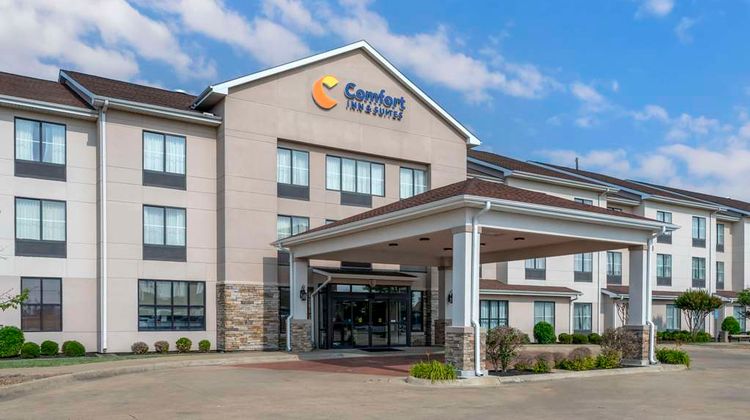 Comfort Inn & Suites Exterior