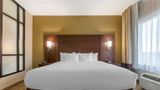 Comfort Suites Little Rock Suite