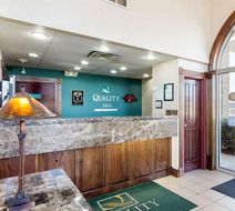 Quality Inn Siloam Springs Lobby