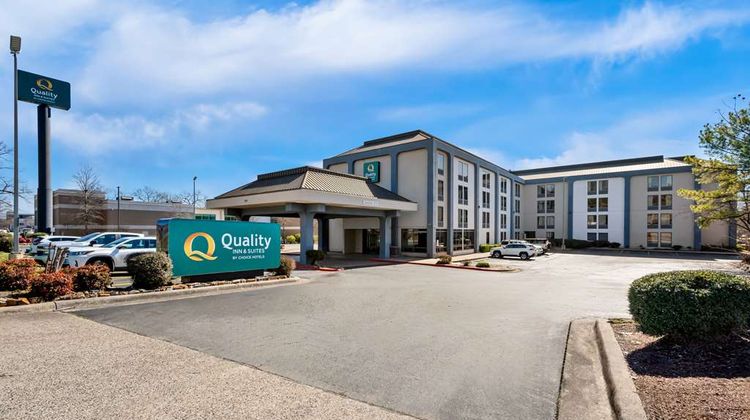 Quality Inn & Stes Exterior