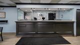Quality Inn & Stes Lobby