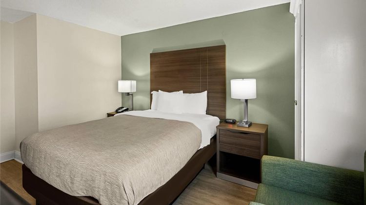 Quality Inn & Stes Room