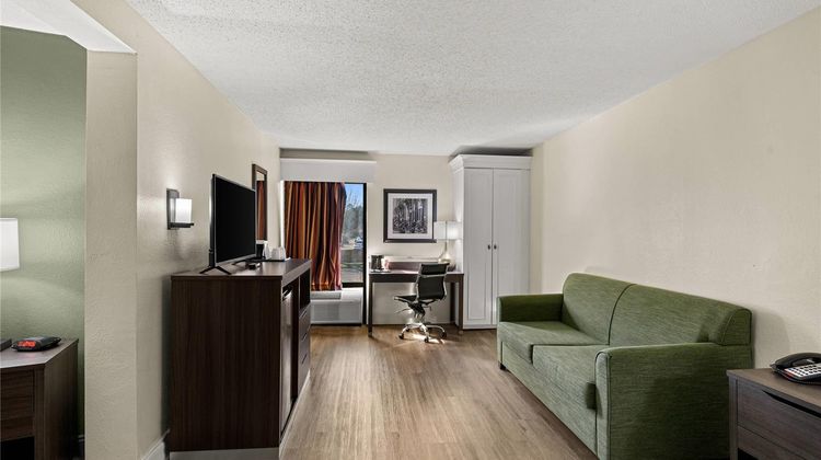 Quality Inn & Stes Suite