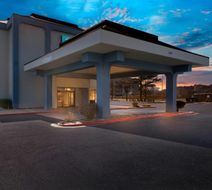 Quality Inn & Stes Exterior