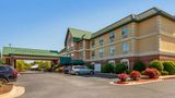 <b>Comfort Inn & Suites Exterior</b>. Images powered by <a href="https://iceportal.shijigroup.com/" title="IcePortal" target="_blank">IcePortal</a>.