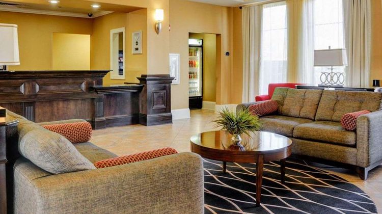 Comfort Inn & Suites Lobby
