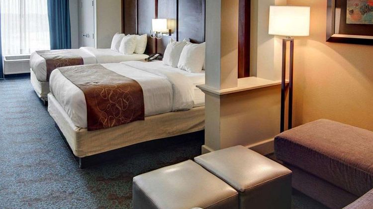 Comfort Suites Texarkana Arkansas Suite