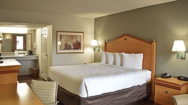 Rodeway Inn Room