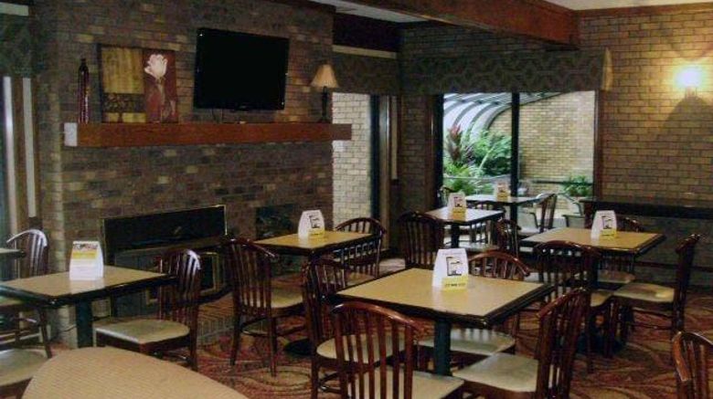 <b>Quality Inn, Searcy Restaurant</b>. Images powered by <a href="https://iceportal.shijigroup.com/" title="IcePortal" target="_blank">IcePortal</a>.