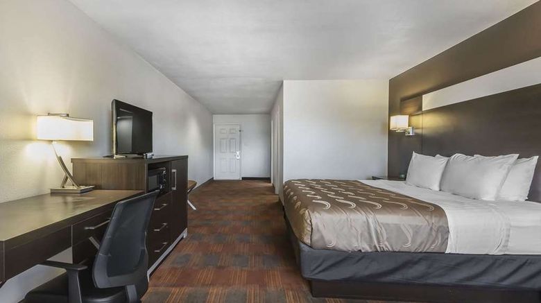 <b>Quality Inn & Suites Stuttgart Room</b>. Images powered by <a href="https://iceportal.shijigroup.com/" title="IcePortal" target="_blank">IcePortal</a>.