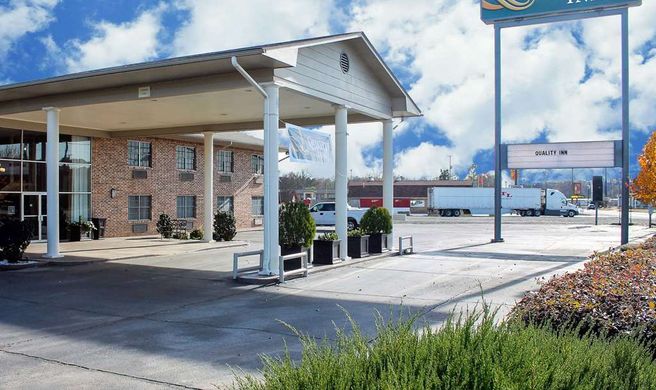 Quality Inn Arkadelphia Exterior