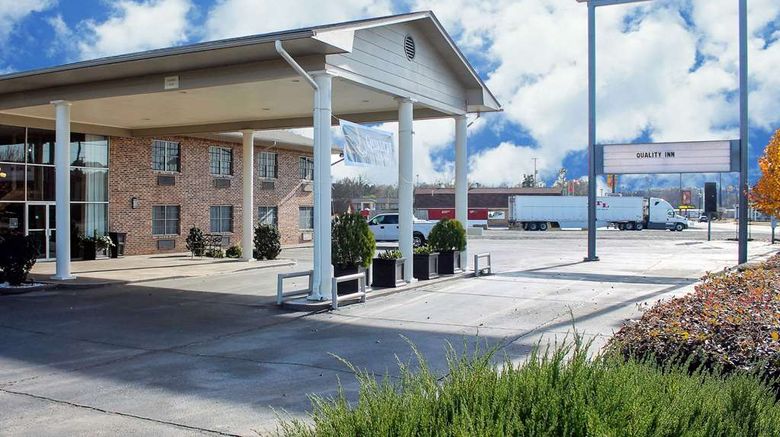 <b>Quality Inn Arkadelphia Exterior</b>. Images powered by <a href="https://iceportal.shijigroup.com/" title="IcePortal" target="_blank">IcePortal</a>.