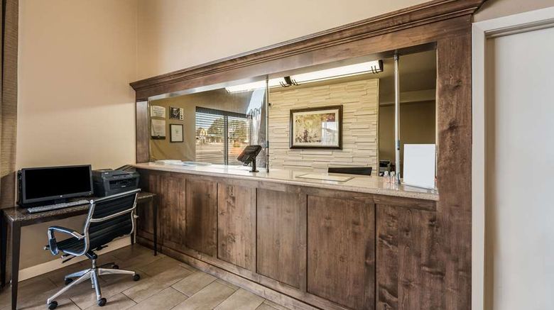 <b>Quality Inn Arkadelphia Lobby</b>. Images powered by <a href="https://iceportal.shijigroup.com/" title="IcePortal" target="_blank">IcePortal</a>.