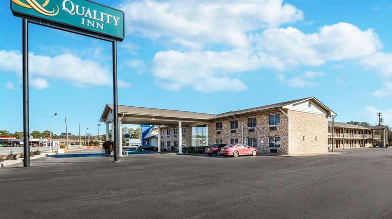 <b>Quality Inn Arkadelphia Exterior</b>. Images powered by <a href="https://iceportal.shijigroup.com/" title="IcePortal" target="_blank">IcePortal</a>.