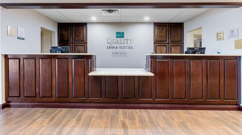 <b>Quality Inn & Suites Mountain Home Lobby</b>. Images powered by <a href="https://iceportal.shijigroup.com/" title="IcePortal" target="_blank">IcePortal</a>.
