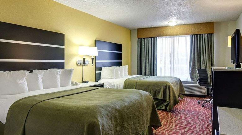 <b>Quality Inn Room</b>. Images powered by <a href="https://iceportal.shijigroup.com/" title="IcePortal" target="_blank">IcePortal</a>.