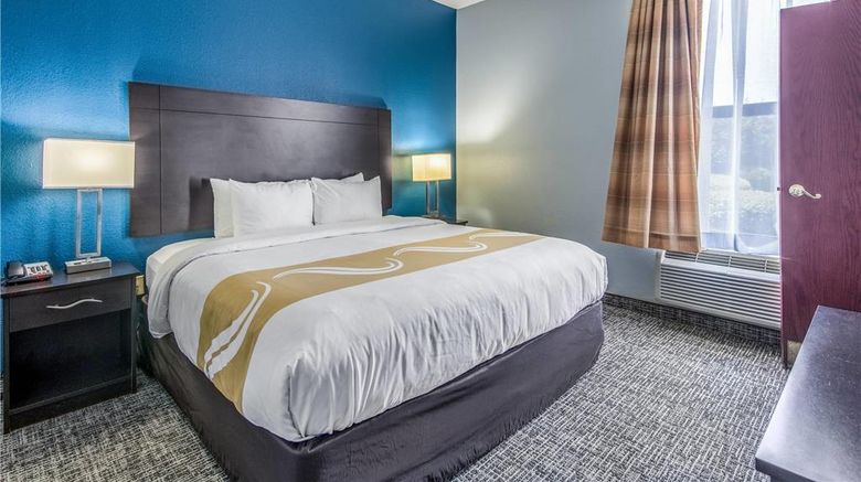 <b>Quality Suites Maumelle Suite</b>. Images powered by <a href="https://iceportal.shijigroup.com/" title="IcePortal" target="_blank">IcePortal</a>.